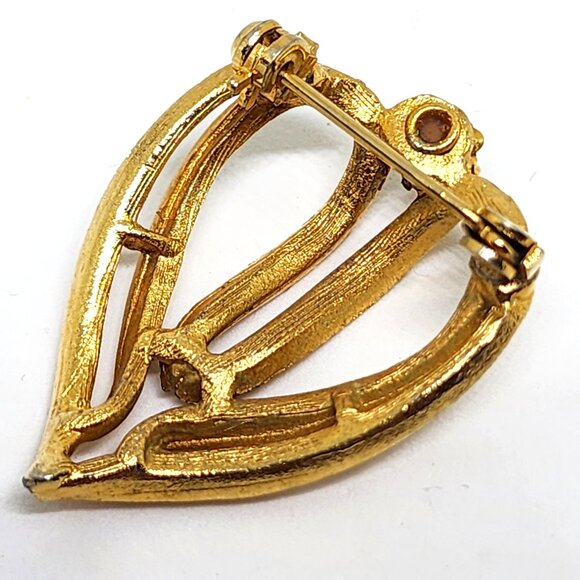 Vintage Gold Stylized Heart Shape Shiny and Textured Natural Pearl Brooch Pin - Picture 9 of 10